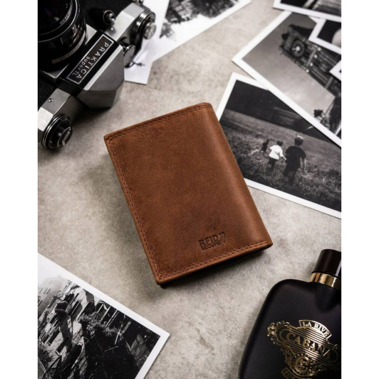 Ajándék szett: bőrtárca és kulcstartó Peterson PTN SET-M-1542-CHM Cognac