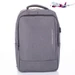Fedélzeti méretű laptophátizsák  USB csatlakozóval