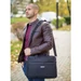 Fekete üzleti táska laptoptartóval 