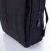 Fedélzeti Hátizsák usb töltővel fekete színben