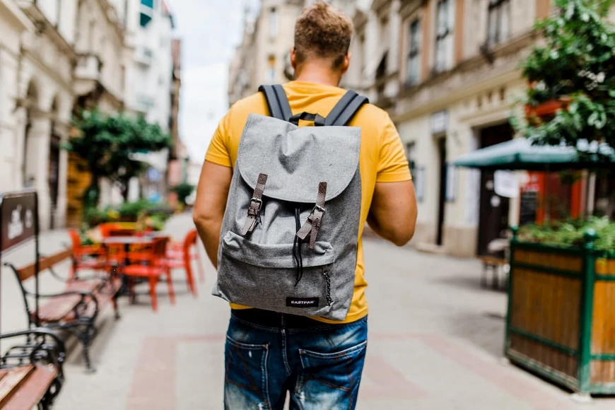 Iskolatáska középiskolás fiúknak