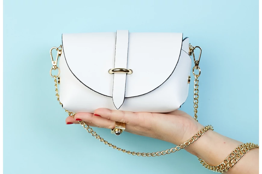 Milyen táskát viselj az ünnepek alatt?