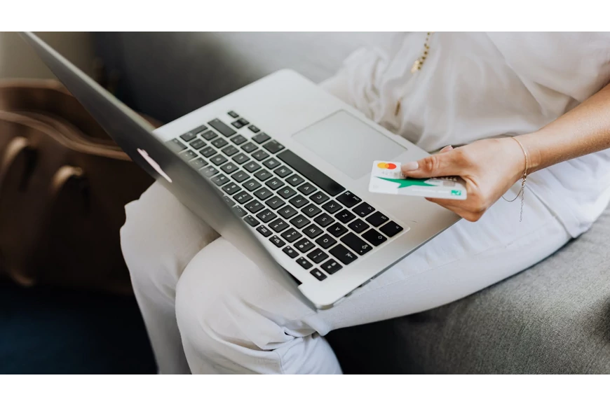 Szerezd be otthonról a karácsonyi ajándékokat