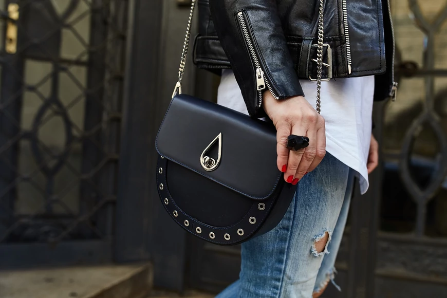 Őszi divattipp: így mixeld a feketét a fehérrel